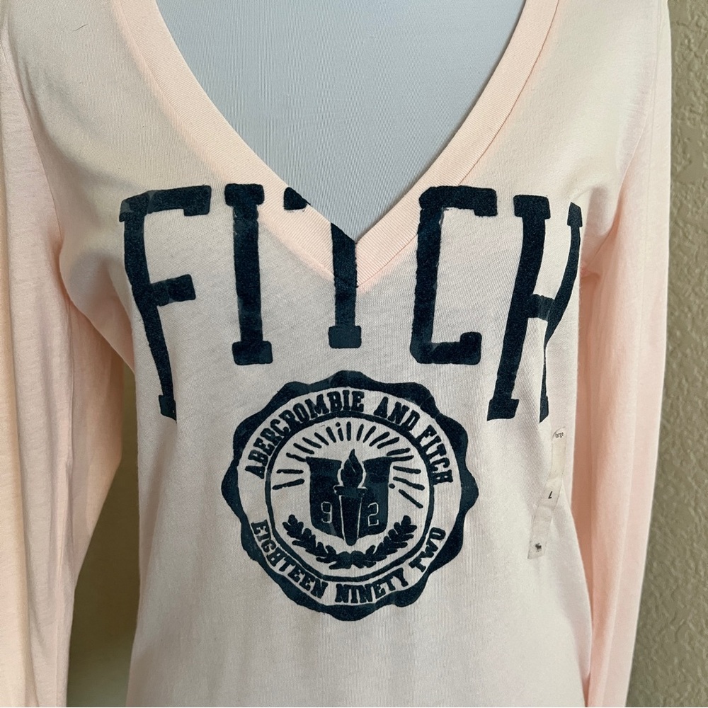 Abercrombie & Fitch Long Sleeve V Neck Tee - Picture 3 of 10